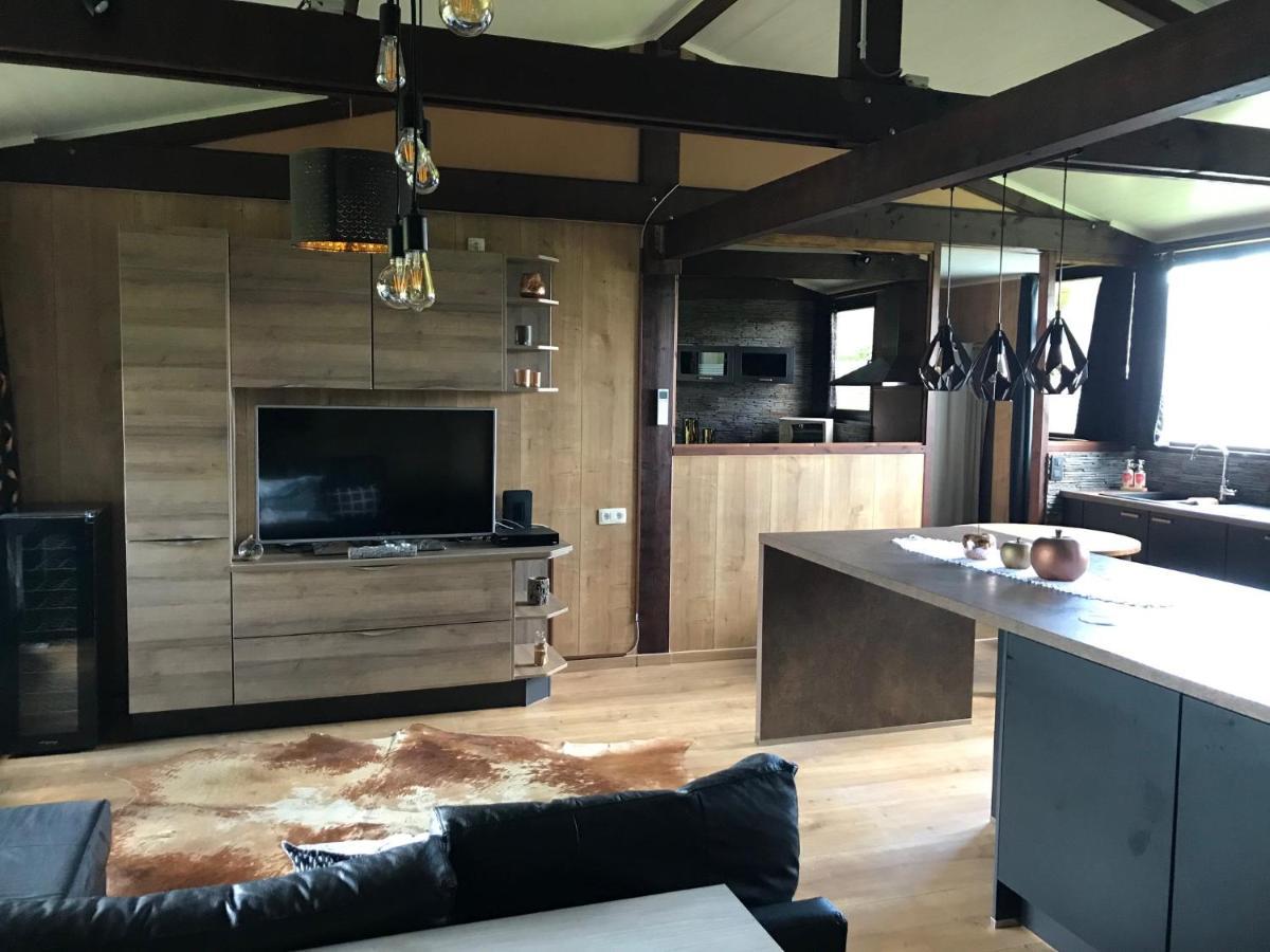 Chalet Des Marmottes Virton Buitenkant foto